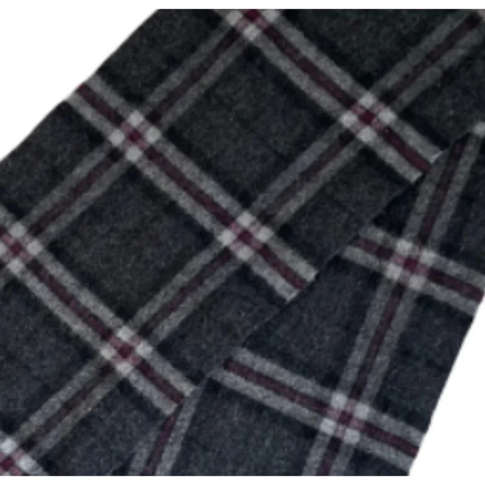 Ballantrae Edinburgh 100% Lambswool Plaid Gray Purple Scarf Fringe Luxury 60x10